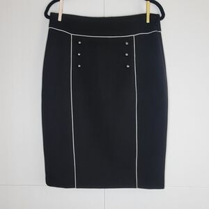 De Collection Black Pencil Skirt w/ White Piping & Button Detail – Size M